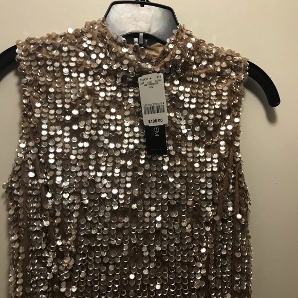 Dress - Picture 3 of 3